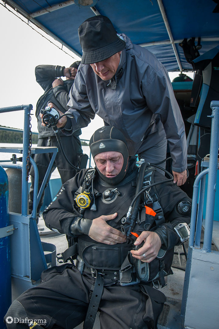 Russian divers on Valaam